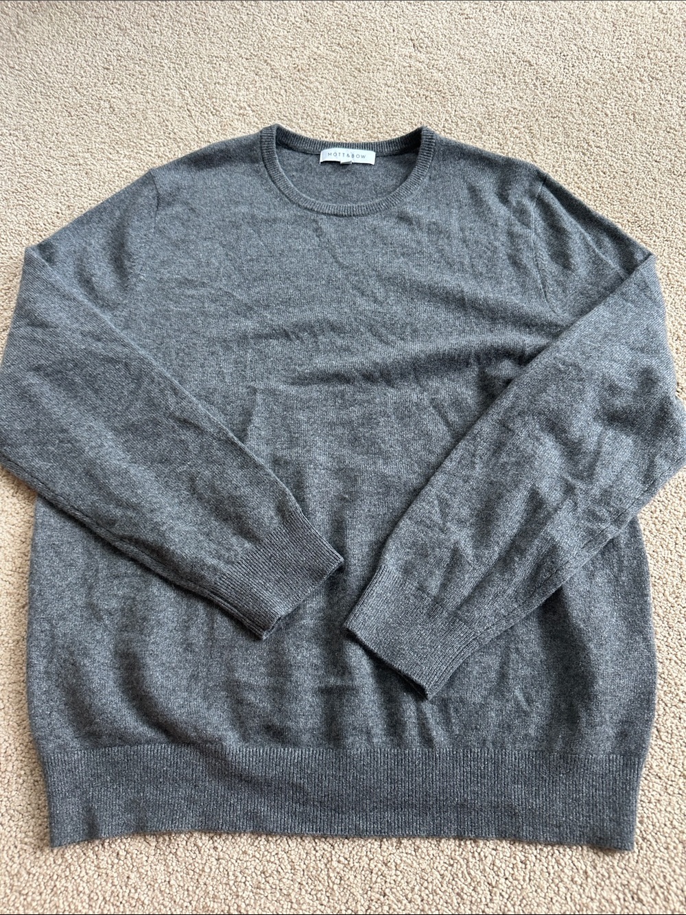 Mott & Bow cashmere crewneck sweater